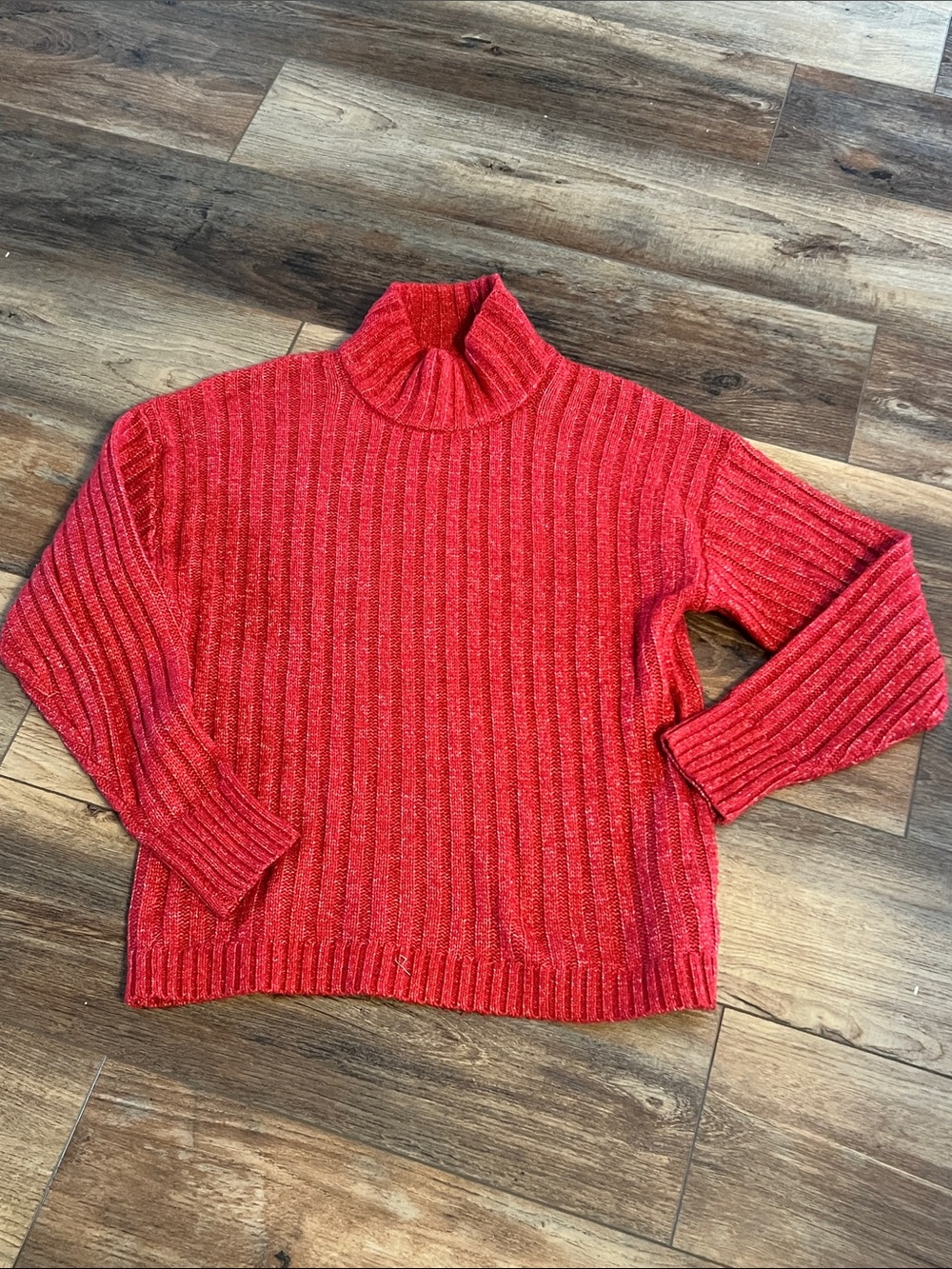 M (8-10) Women’s Time and Tru Red marled Ribbed Turtleneck Sweater lightweight